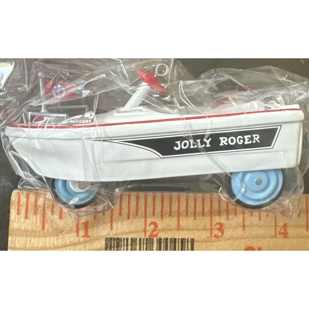 1999 Hallmark 1968 Murray Jolly Roger Flagship Ornament Kiddie Car Classics Boat